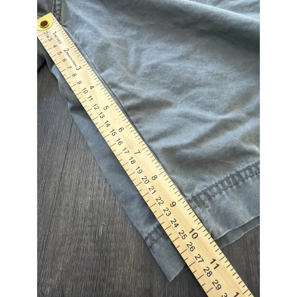 Men’s grey Eddie Bauer cargo pants
